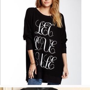 ISO this BLACK wild fox sweatshirt size XS